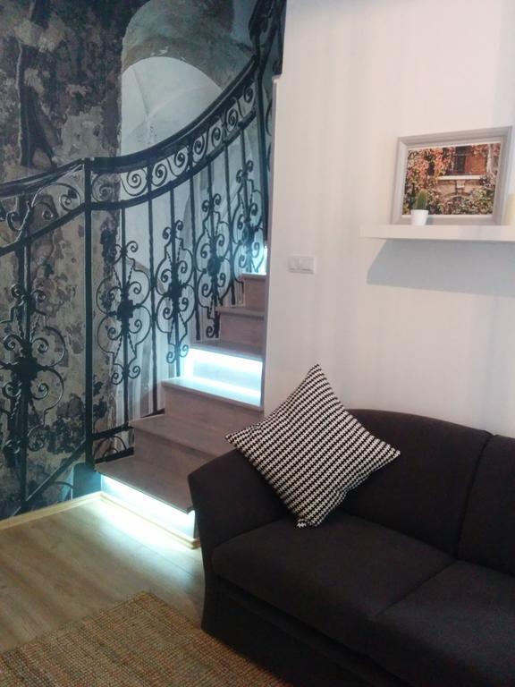 Romeo'S Apartment Budapest Phòng bức ảnh
